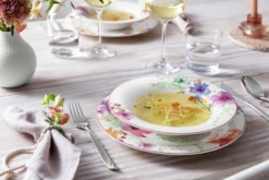 Villeroy & Boch Mariefleur Basic Rim Soup Bowl 6 Villeroy & Boch Mariefleur Basic Rim Soup Bowl -Shop Kitchen Cliques 1041002700LS