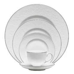 Wedgwood English Lace 5-Piece Place Setting