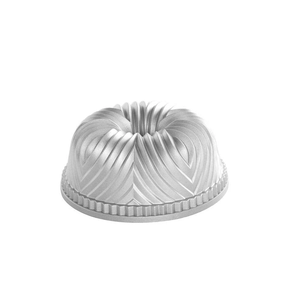 Nordic Ware Bavaria Bundt Pan 3 Nordic Ware Bavaria Bundt Pan