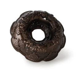 Nordic Ware Autumn Wreath Bundt Pan