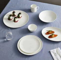 Wedgwood Gio Dinner Plate, White -Shop Kitchen Cliques Gio16E de96ad86 4874 4873 bb65 f50fa6473d3c