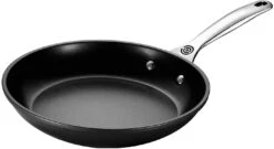 Le Creuset Toughened Nonstick PRO Fry Pan 9 Le Creuset Toughened Nonstick PRO Fry Pan -Shop Kitchen Cliques fry9 5