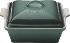Le Creuset Heritage Covered Square Casserole 16 Le Creuset Heritage Covered Square Casserole -Shop Kitchen Cliques pg08053a 23795
