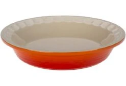 Le Creuset Pie Dish -Shop Kitchen Cliques pg1855 232