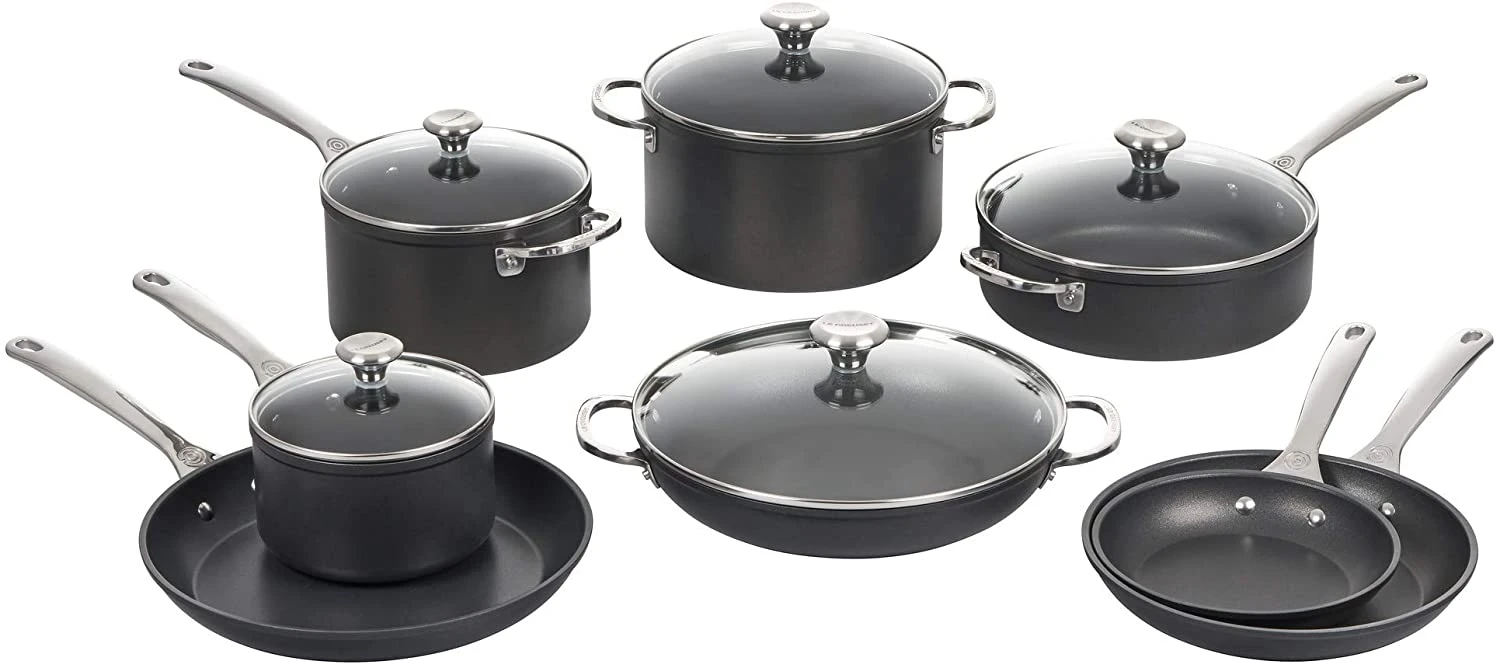 Le Creuset Toughened Nonstick PRO Cookware Set 5 Le Creuset Toughened Nonstick PRO Cookware Set - Image 3