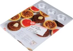 Wilton 12 Cup Mini Muffin Tin
